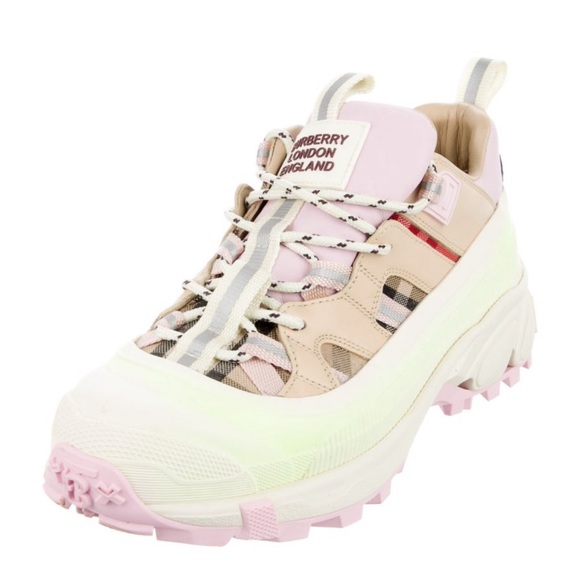 Burberry Leather Low Top Chunky Sneakers - Size 8.5 - Picture 3 of 5